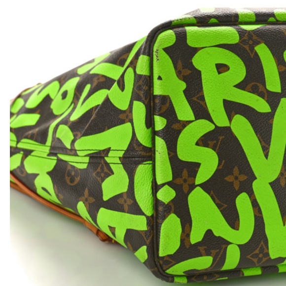 Louis Vuitton Green Grafitti GM Neverfull - Picture 7 of 10
